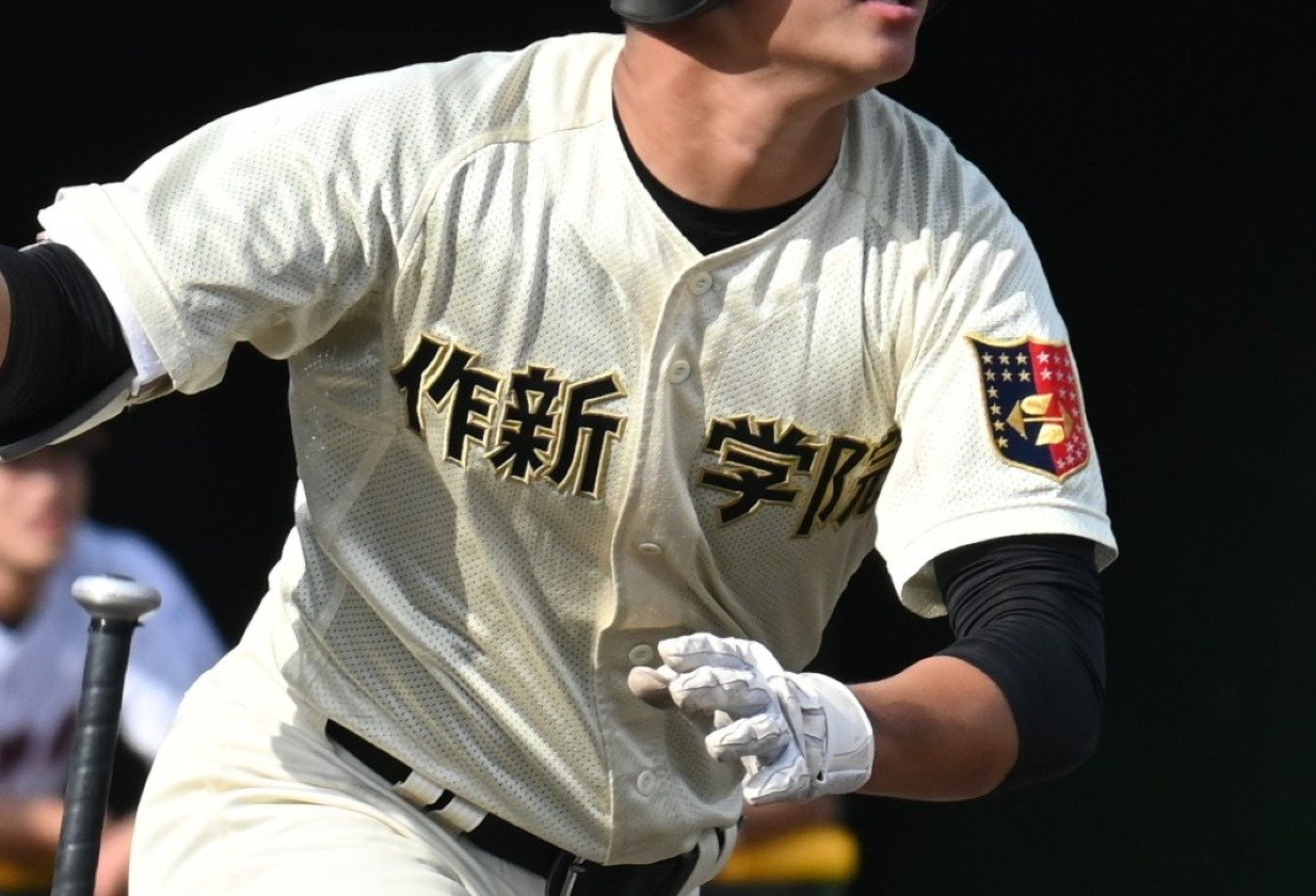 超貴重 新品 作新学院 硬式 野球部 公式戦 帽子 甲子園 栃木