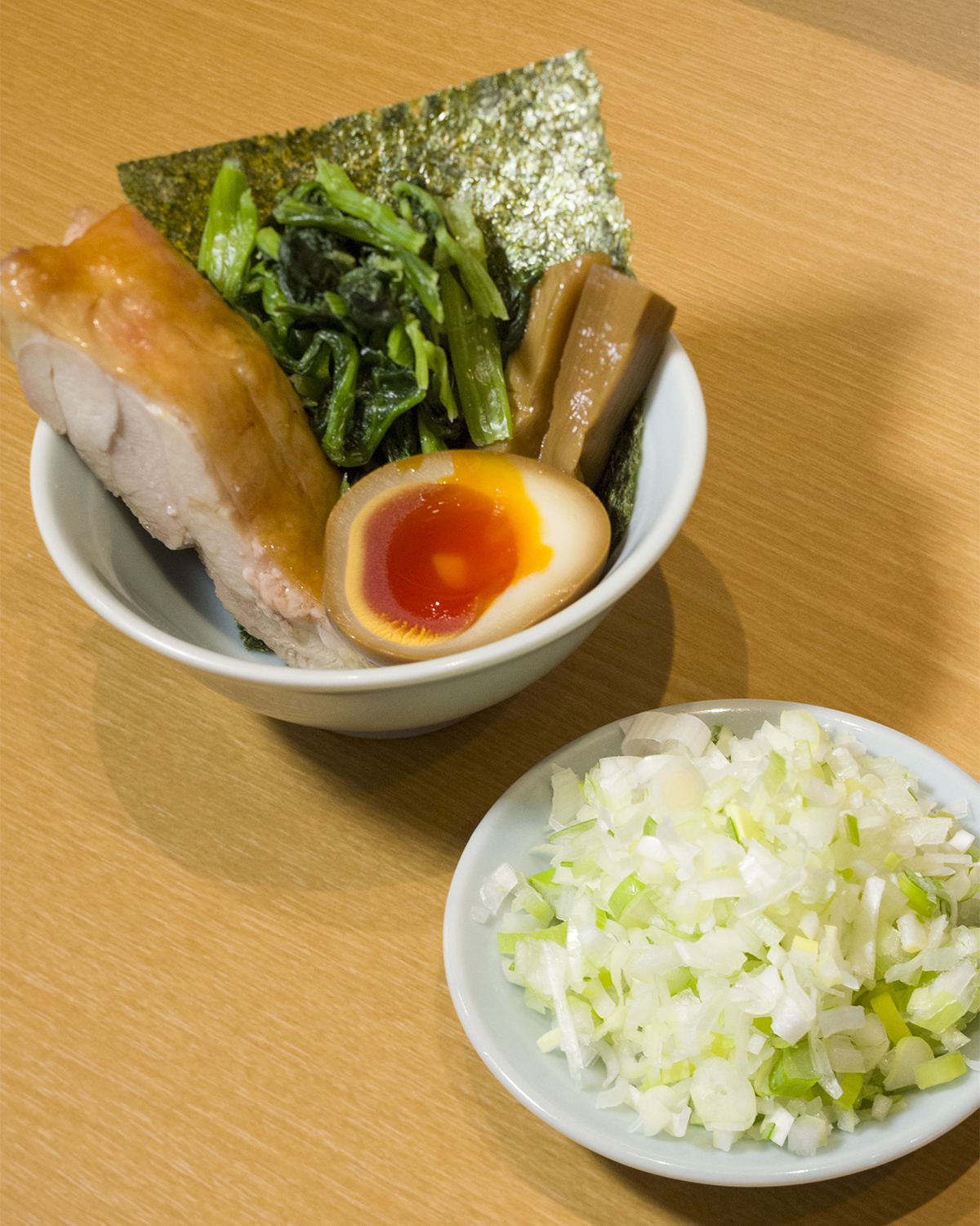 鶏の旨味が詰まったスープに感動！ 年間600杯食べるラーメン通