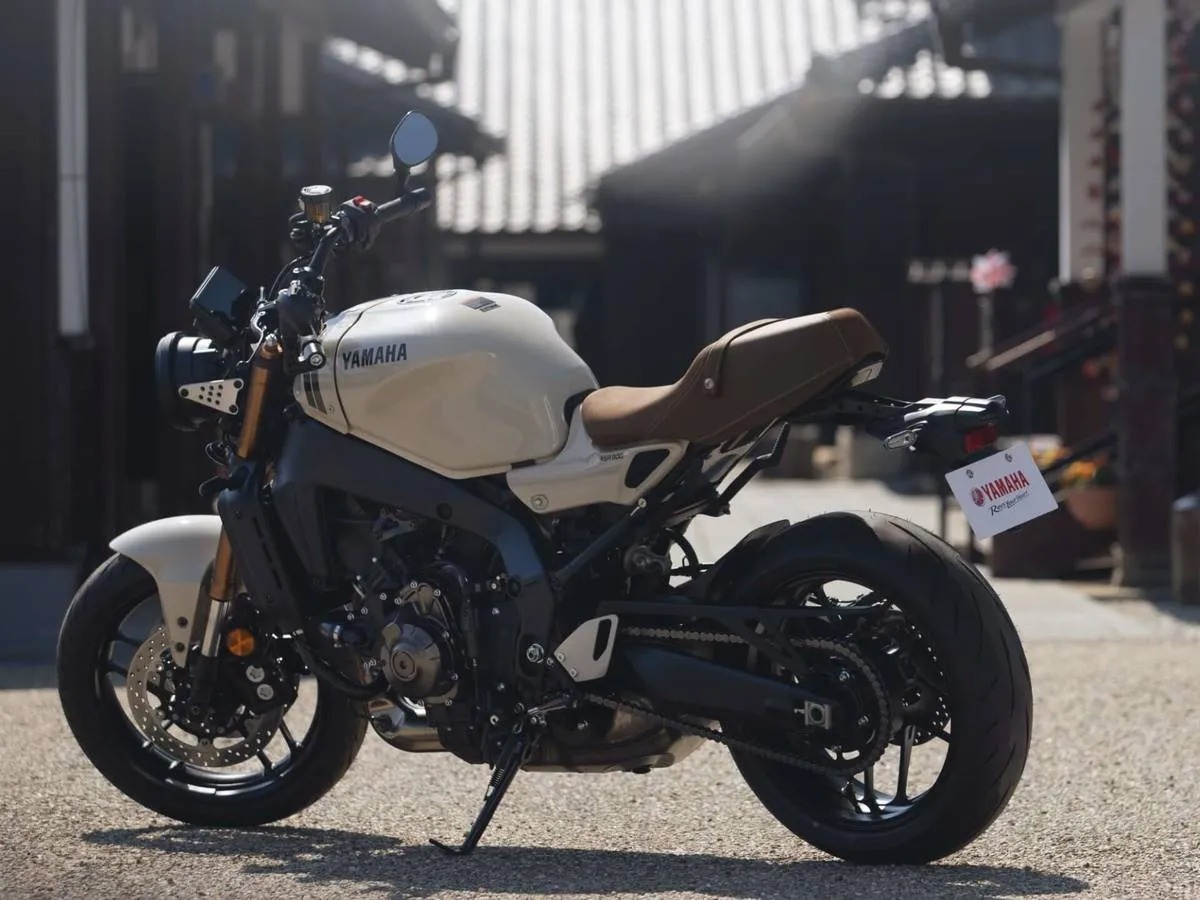 2025年新型「XSR900」には日本のみ特別カラー登場！4/14から受注
