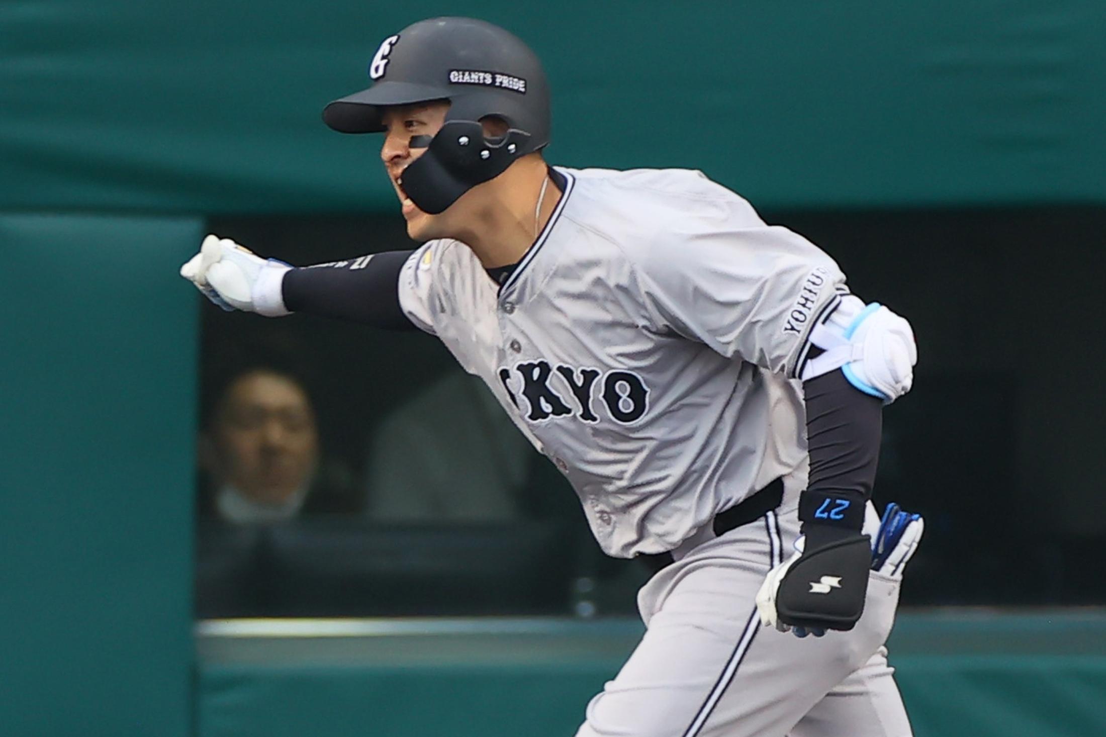 勝利の立役者となった巨人“第3の捕手”に「出番が少ない中ほんま 勝利の立役者となった巨人“第3の捕手”に「出番が少ない中ほんま