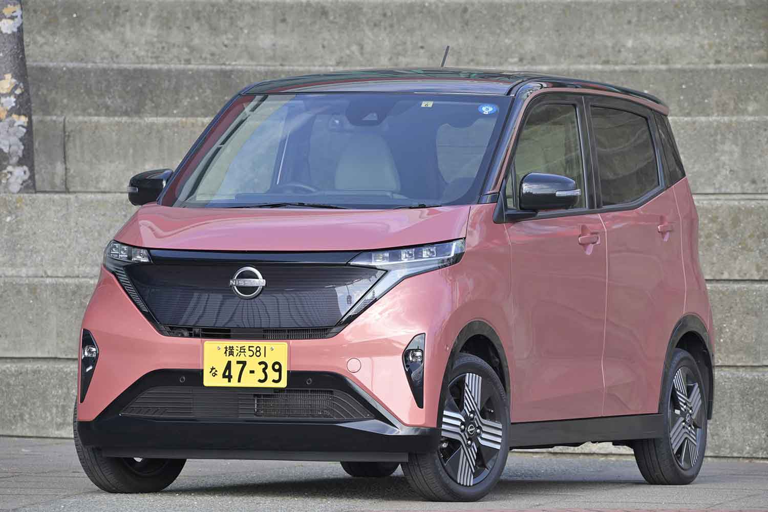 車にセッアップ込み　現在軽自動車登録　２．０　ケンウッド　2030年以降使用可 フォルクスワーゲン最小EV 