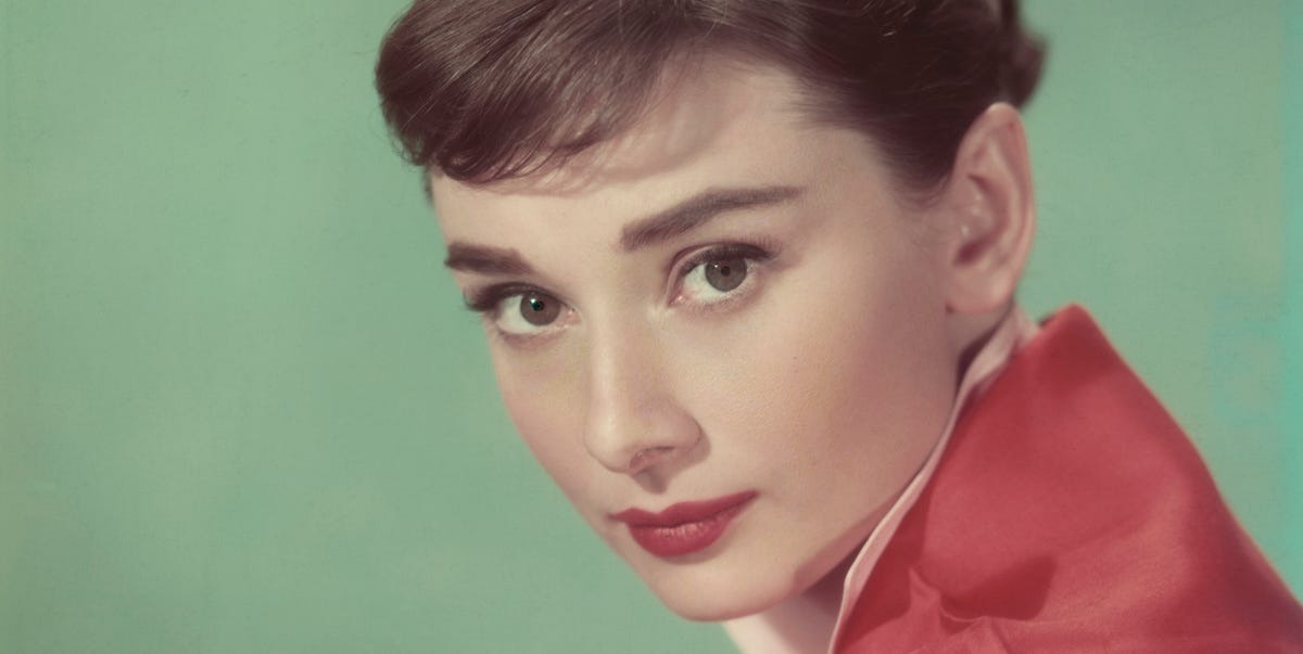 オードリー・ヘプバーン AUDREY HEPBURN オードリー・ヘプバーン |本 | 通販 | Amazon
