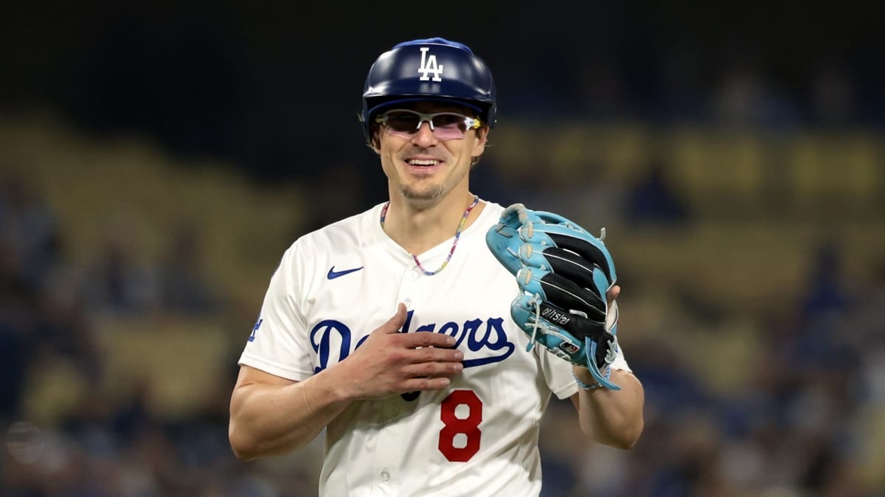 MLB】ドジャースのキケ・ヘルナンデスが野手登板で1回無失点