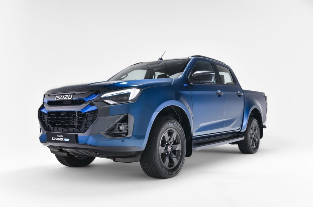 ☆D-MAXさま専用です☆ 二度見間違いなし。いすゞのピックアップ「D-MAX」が8年ぶりに
