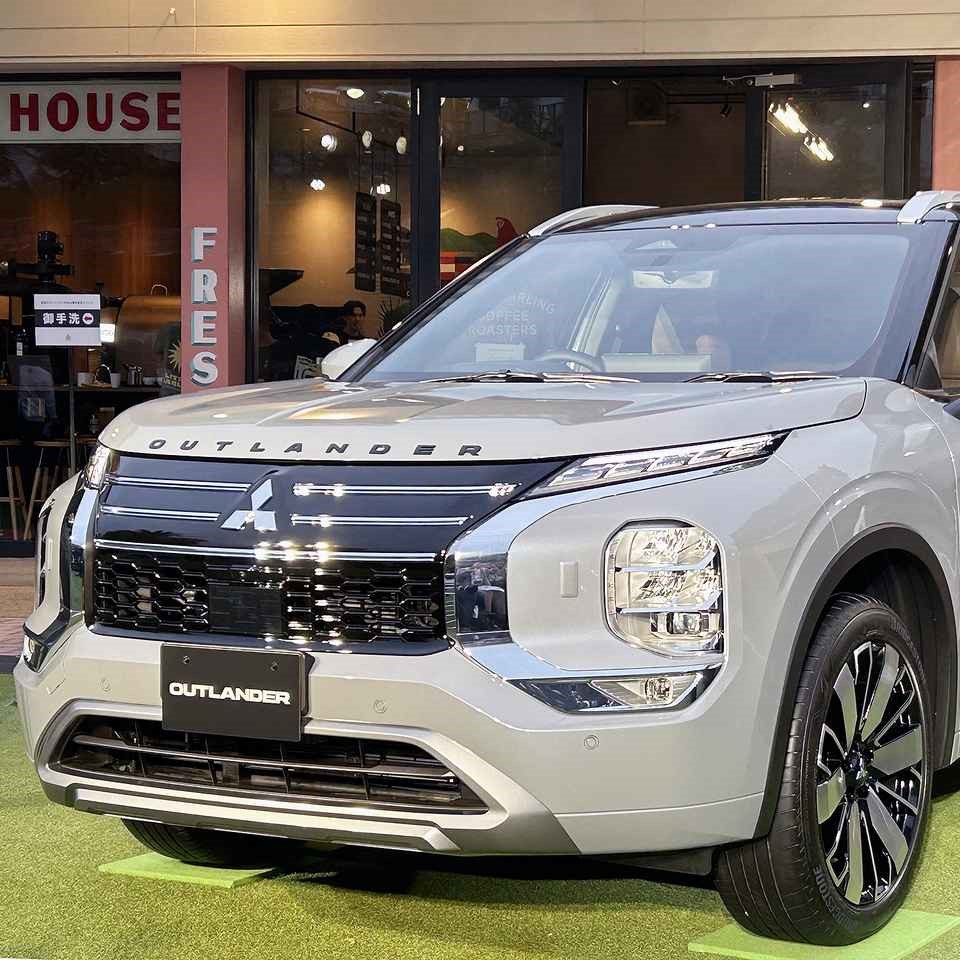 三菱 アウトランダーPHEV GN0W 25年モデル純正 三菱 アウトランダーPHEVの価格・新型情報・グレード諸元 価格.com