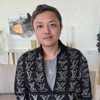 与沢翼氏のベッドルーム