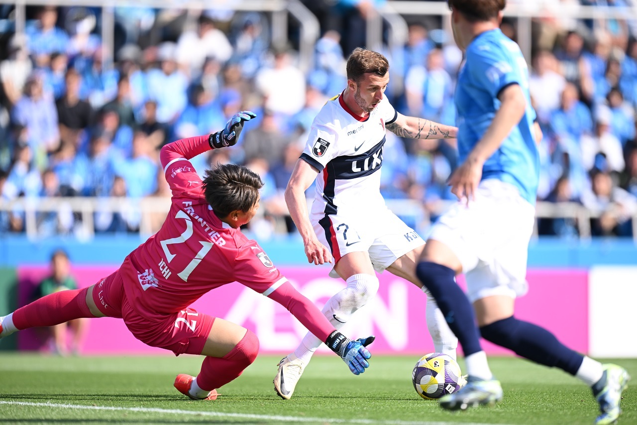 鹿島アントラーズ　選手支給　サッカーピステ　m&y様 鹿島アントラーズ 選手支給 サッカーピステ （非売品】鹿島