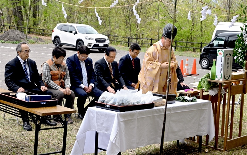 福島県伊達市霊山町の霊山が山開き 登山口で安全祈願祭 5日まで