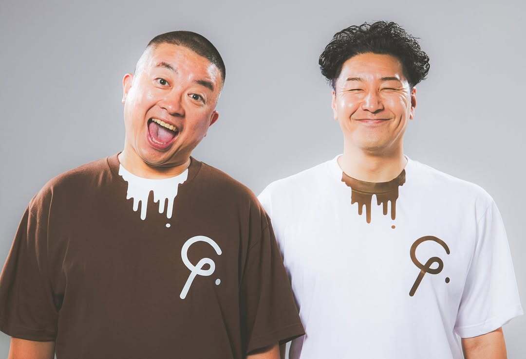 別人や…」人気お笑いコンビ〝衝撃〟の20年前写真が話題「街で会