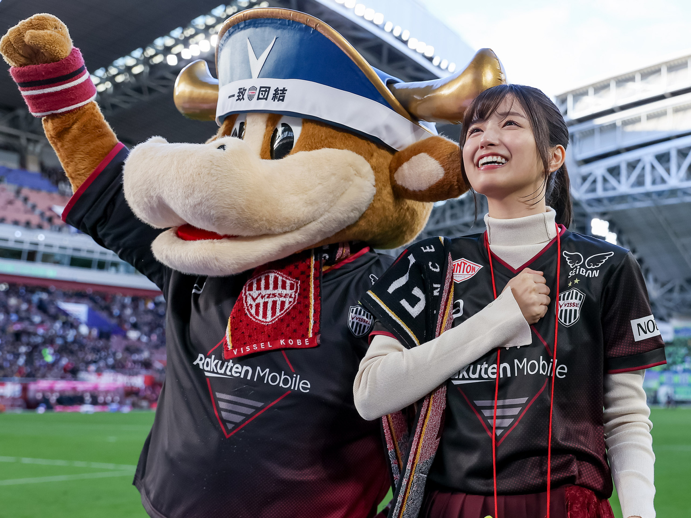 ヴィッセル神戸　乃木坂46 五百城茉央　タオル ヴィッセル神戸 ニュース/レポート : 【五百城茉央｜VISSEL KOBE