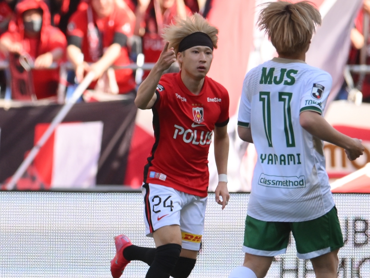 浦和レッズ オンサイトカード 猛々しい 松尾佑介SR 直筆サイン入り