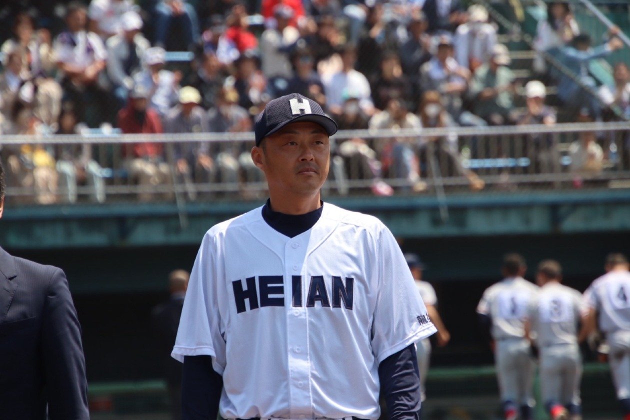 元プロ新監督が率いる龍谷大平安が昨夏甲子園優勝・京都国際に