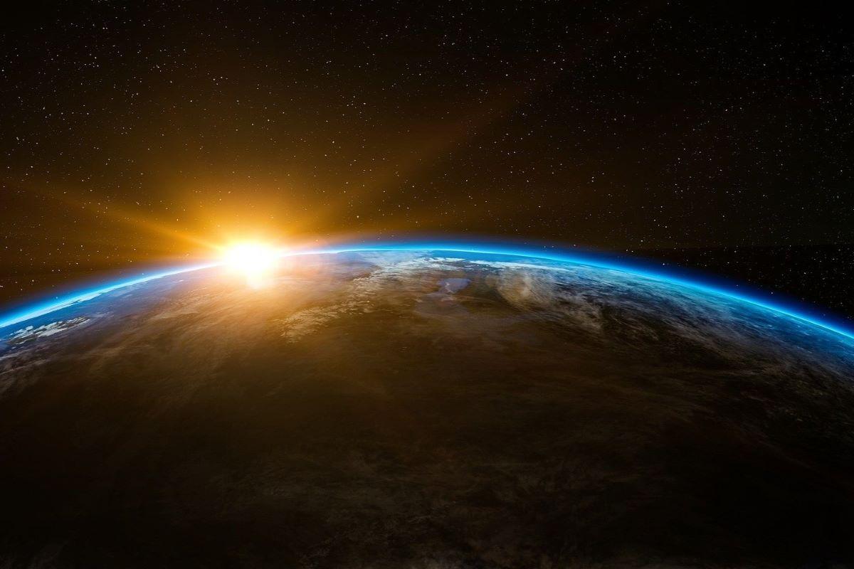 コスモスの崩壊 新装: 閉ざされた世界から無限の宇宙へ