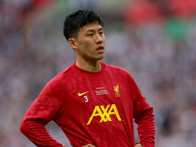 H*o様 【遠藤航 直筆サイン入り】リバプール プレミアリーグ優勝記念 ユニフォ 遠藤航 直筆サイン入り】リバプール プレミアリーグ優勝記念