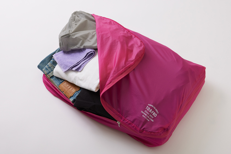 長年探し続けた「最高のネックピロー」、服の仕分けに便利な