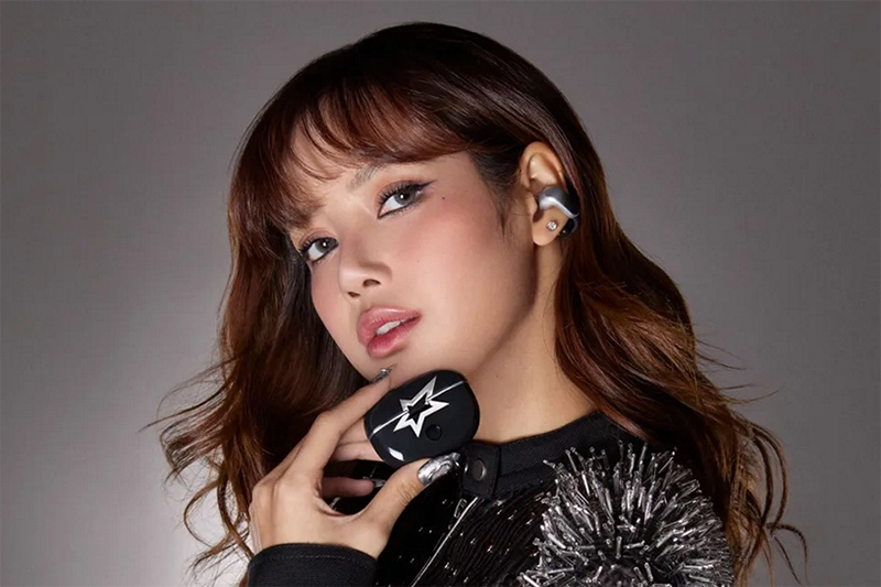 Bose × LISA Ultra Open Earbuds イヤホン Bose × LISA Ultra Open Earbuds | Bluetoothウェアラブル