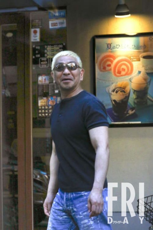 Amazon.co.jp: ダウンタウンDX Tシャツ 浜田雅功 松本人志