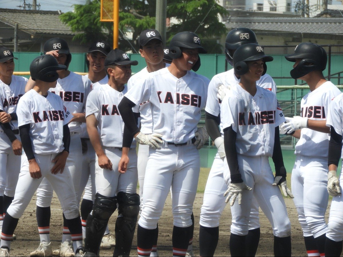 三重海星高校甲子園出場時着用ユニホーム