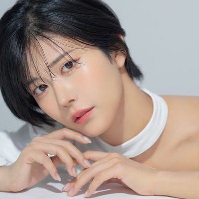 日本人初！〝トップモデル世界大会〟出場報告の「日本No.1ボディ」モデルに称賛の声「世界に見つかってしまう！」「ご活躍お祈りしています！」