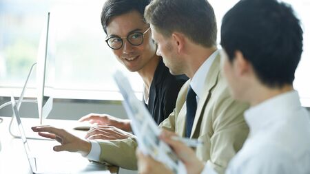 日本流の「起承転結」のある文章が、英語圏では“論点がずれている”と評価されてしまう言語的背景