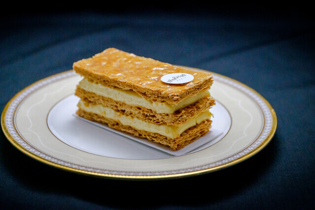 ひめりページ  ミルフィーユ新品・タグ付き カフェ・ミルフィーユ - カリン・ブルーメ