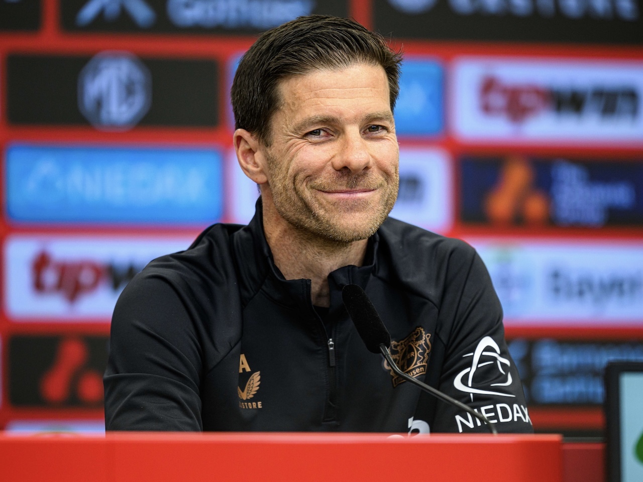 xabi-alonso-florian-wirtz-