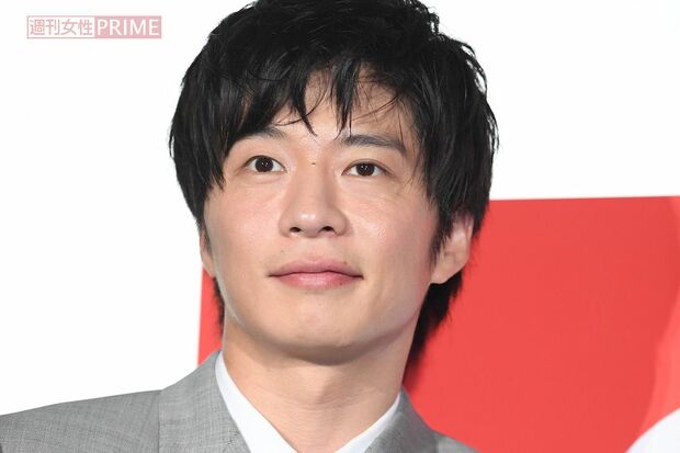 田中圭が主演舞台のチケットが売買サイトで定価の半額で転売、不倫報道の影響か