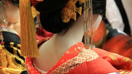 風刺作品が出せなくなりピンチに… 蔦重を救った「喜多川歌麿」が手がけた美人画の斬新さ　