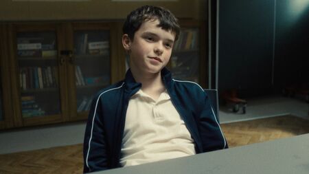 Netflix歴代5位「アドレセンス」　アマプラが不採用、Netflixで大ヒット　「現実的な物語」がなぜここまでウケたのか
