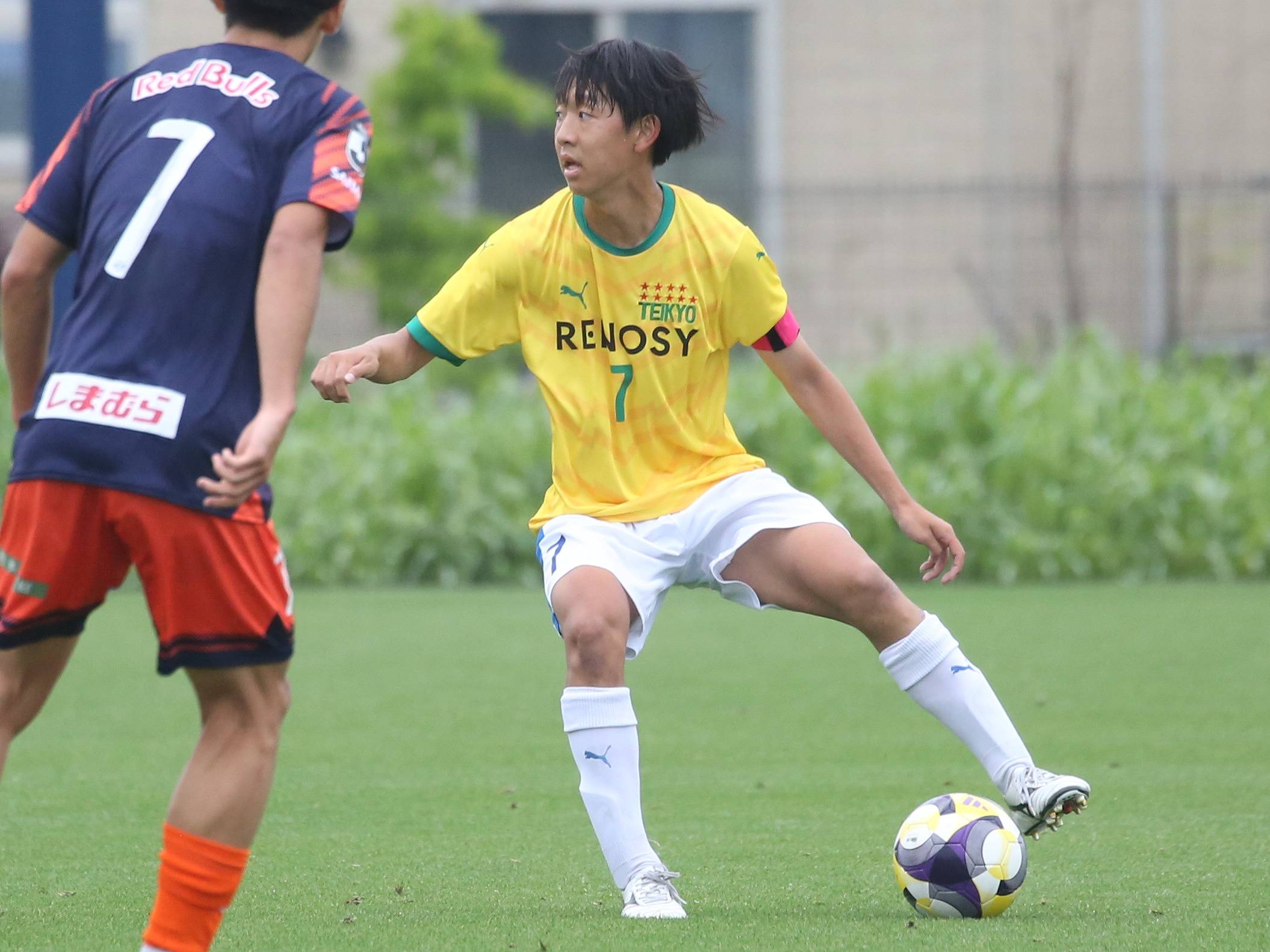 名門・帝京は主将2人制採用。MF加賀屋翼は同じレフティボランチ