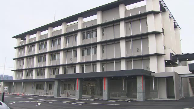 速報】出雲市の市道交差点で車同士が出会い頭に衝突 26歳男性が