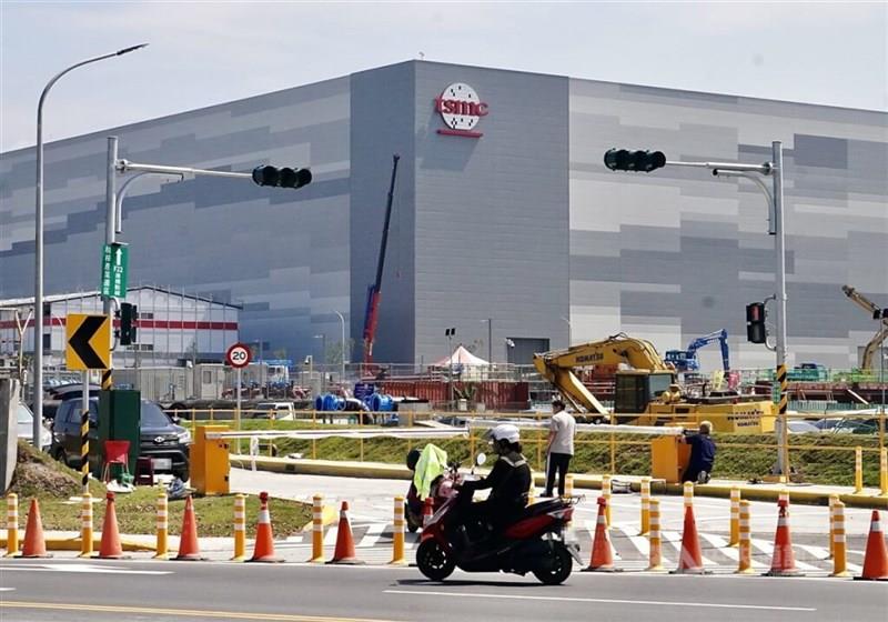 TSMC様　前2本 TSMC、今年世界で9工場を新設 台中の「Fab25」は年末着工へ