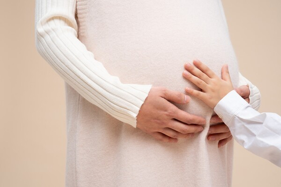 米国病院産婦人科勤務分娩室の看護師１４人が同時妊娠