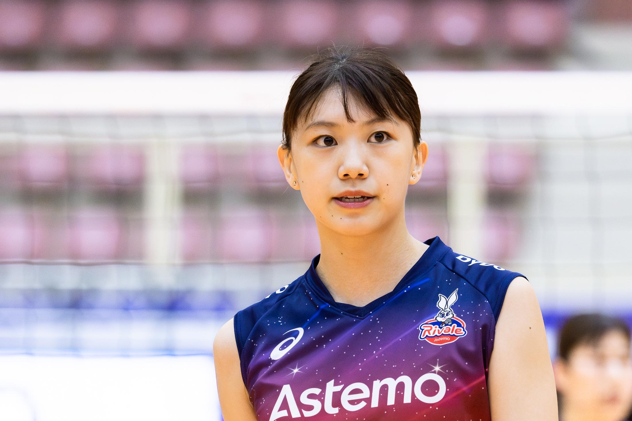 Yahoo!オークション - Astemoリヴァーレ茨城 野中瑠衣 直筆