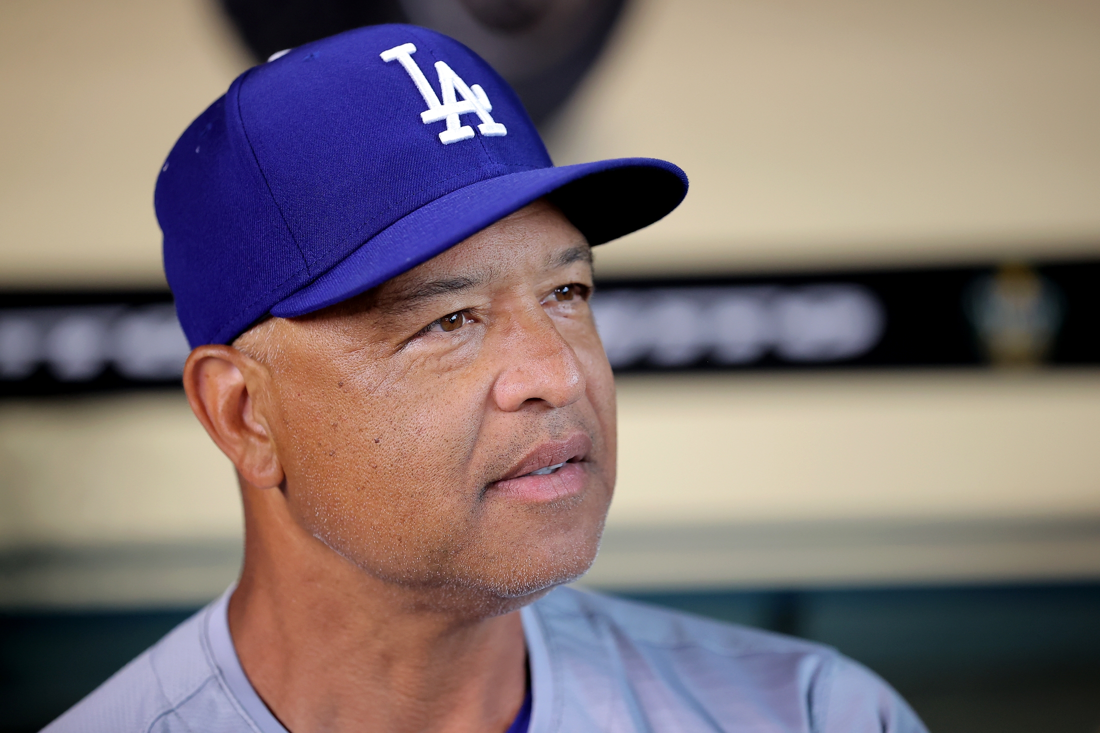 ドジャースのデイブ・ロバーツ監督が大谷翔平のボブルヘッド