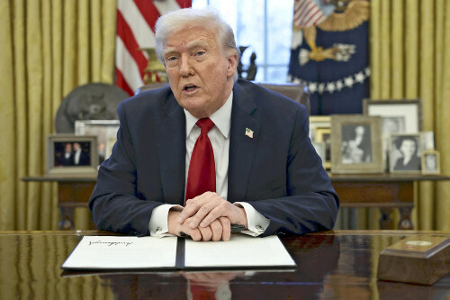 トランプ大統領「戦争が終結することを願っている」…プーチン大統領、１９日電話会談へ準備