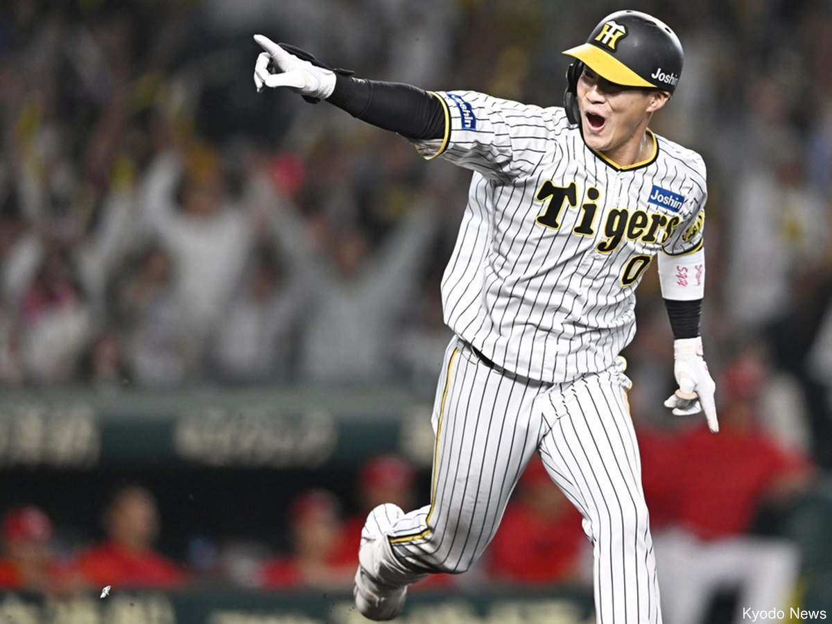 木浪聖也 ハンガー 木浪聖也選手が、甲子園球場で自主トレの様子を公開しました