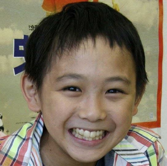 元天才子役が演出家に！〝雰囲気ガラリ〟30歳になったワイルド近影に反響続々「大先生の…」「素敵なお写真」「宝物」