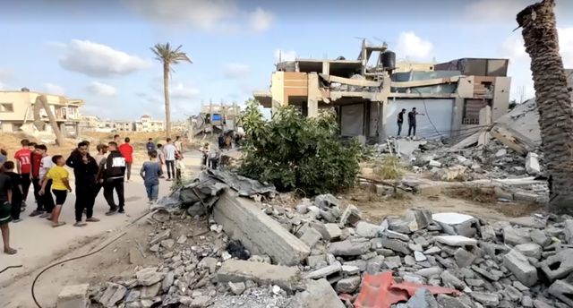 イスラエルが2か月半ぶりに封鎖解除…ガザ地区に支援物資搬入
