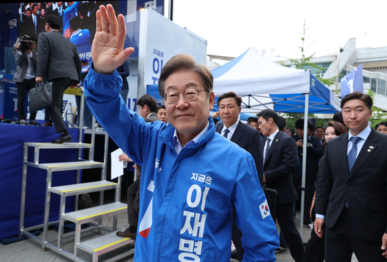 ＜韓国大統領選＞李在明候補「日本に敵対的というのは先入観…仲良くしたい」