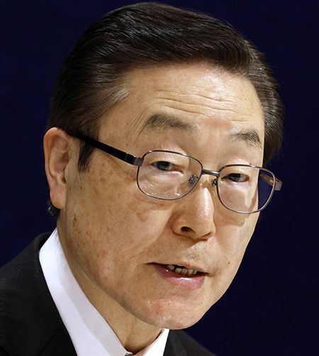 統一教会、解散命令でも日本人信者1200人参加の「合同結婚式」強行の内幕《韓鶴子総裁は「強く大胆に進め」と…》