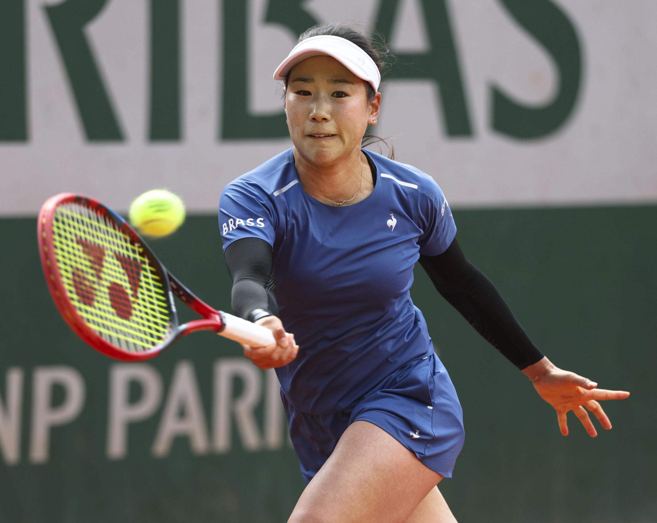 日比野菜緒、本戦出場を決める 全仏テニス予選女子3回戦（共同