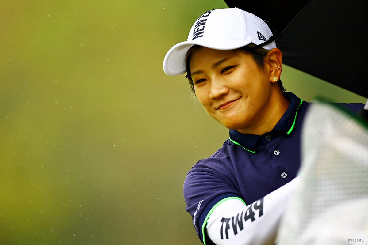 成田美寿々サイン入りゴルフキャップ 本間(HONMA) 千葉トヨタ 超