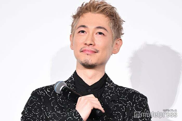 ディーン・フジオカ、金髪姿で雰囲気ガラリ「毎日髪を黒く染めて