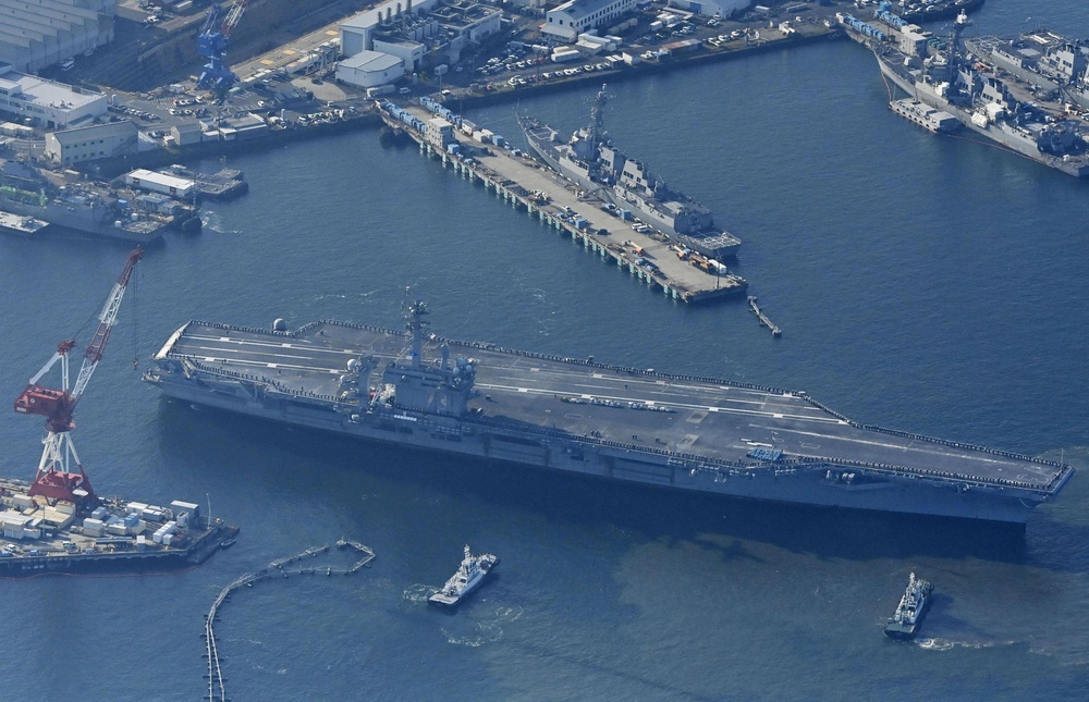 価格変更】米海軍 横須賀基地 空母ジョージワシントン