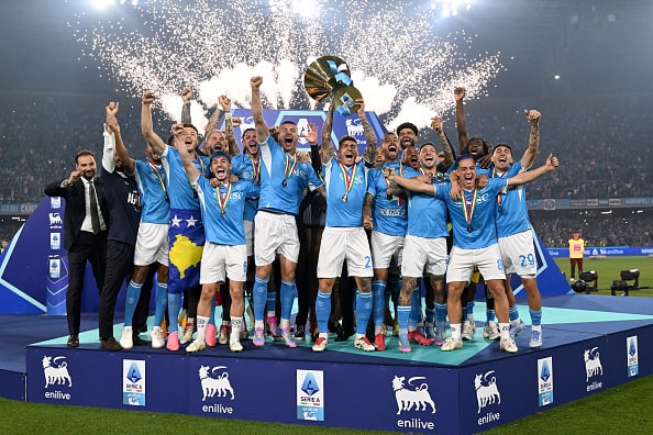 SSC Napoli ナポリスクデット記念 遅ればせながら #sscナポリ 33年ぶりスクデットの証🏆 