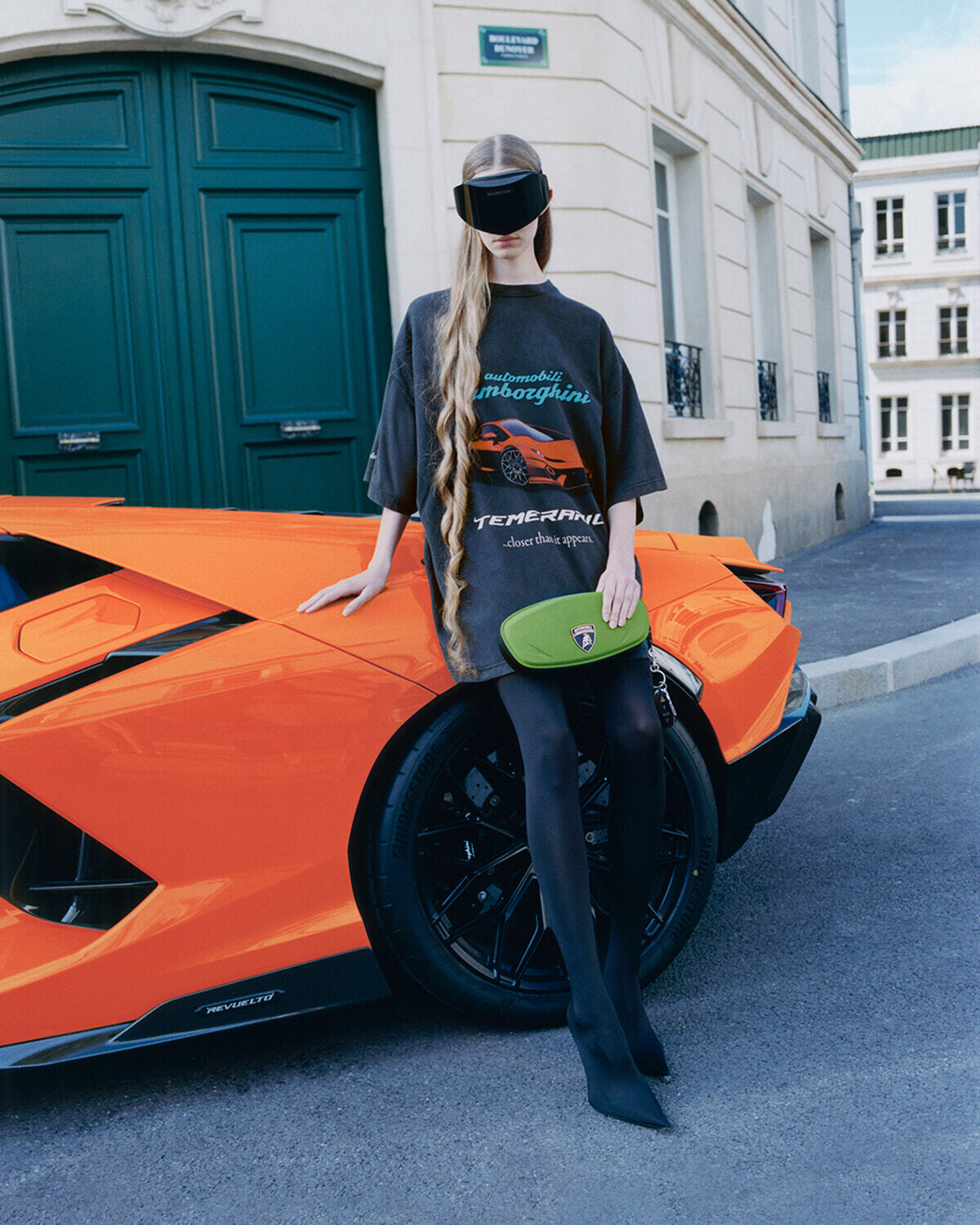 コラボの証【BALENCIAGA】アウトモビリ ランボルギーニ パーカー バレンシアガ」と「アウトモビリ・ランボルギーニ」のコラボ