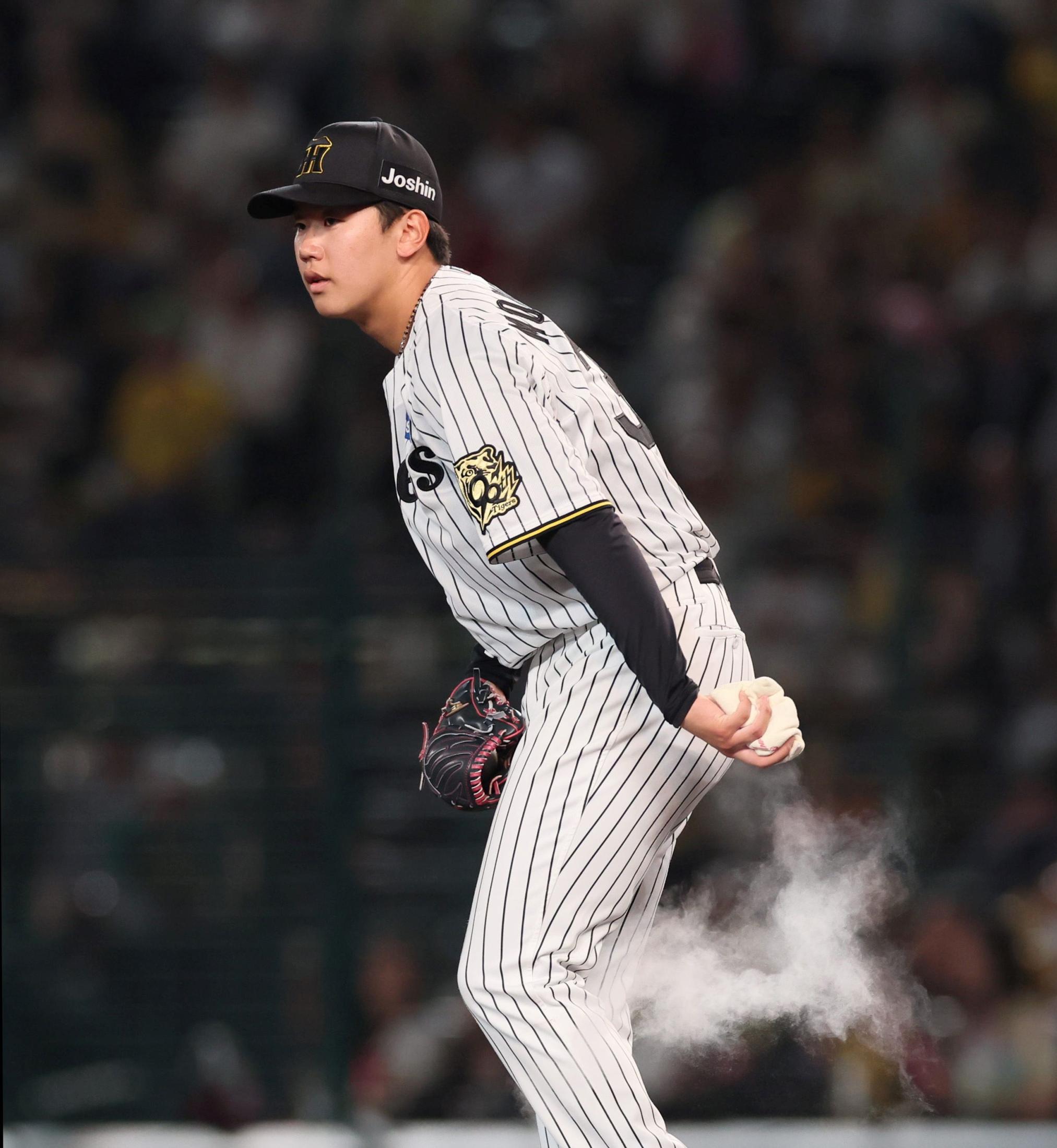 阪神 門別が5回8安打無失点と粘りの投球 勝利投手の権利手に