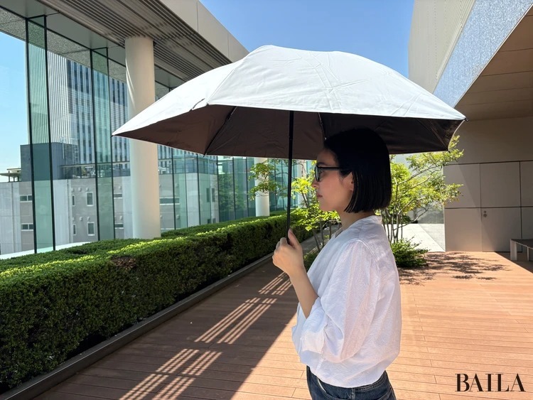 【美品】日傘　COKAGE＋ACTIVE 耐風　パールホワイト 新品】COKAGE+ ACTIVE 耐風 55cm 3段折りたたみ日傘（パール