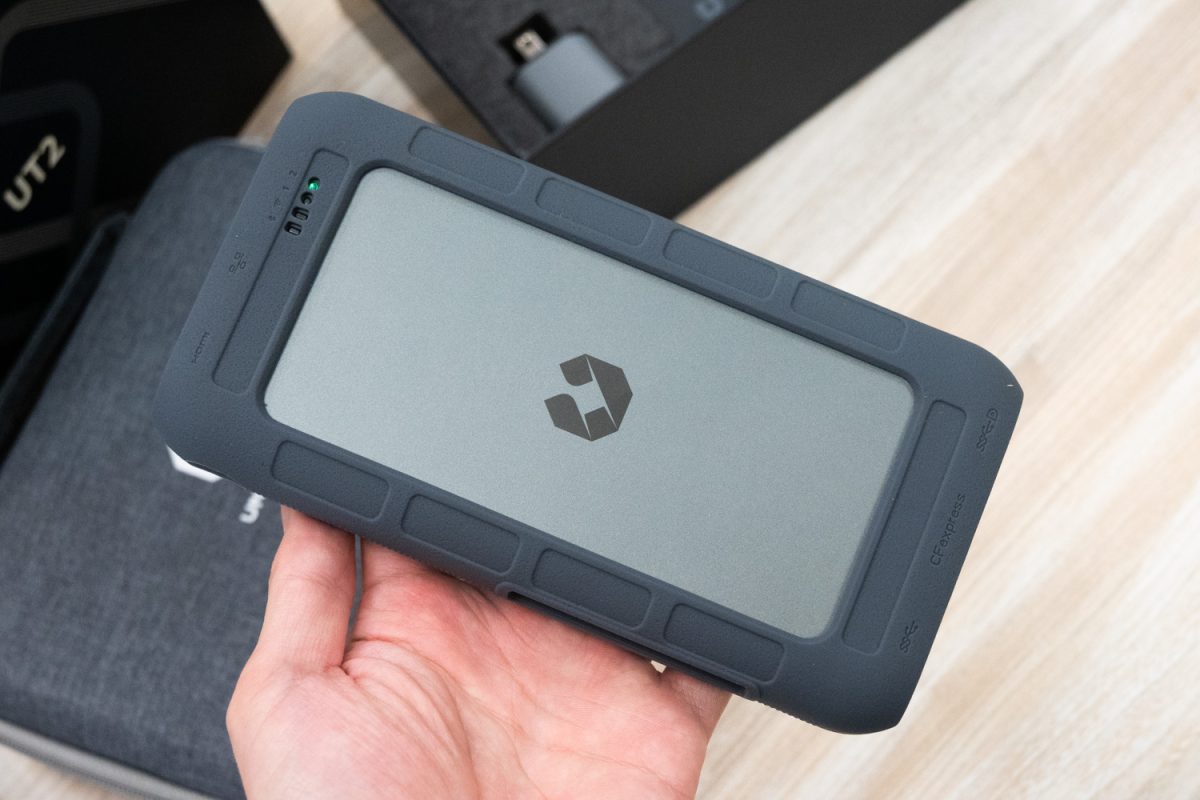 ポータブルNAS「UnifyDrive UT2」、Makuakeで先行販売開始。SD